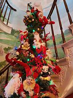 House of 1833 Bed & Breakfast & Gardens