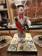 House of 1833 Bed & Breakfast & Gardens