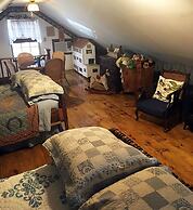 Country Woods Inn