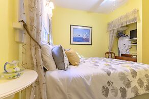 Beachrunners Inn