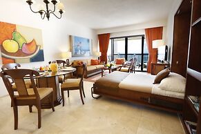 The Royal Cancun All Suites Resort