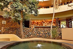 Hwange Safari Lodge