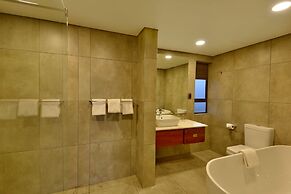 Hwange Safari Lodge