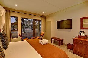 Hwange Safari Lodge