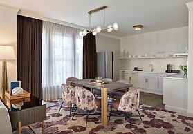 Royal Park Hotel