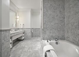Royal Park Hotel