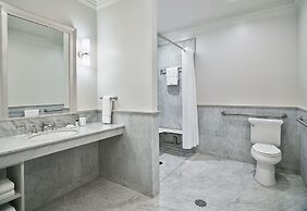 Royal Park Hotel