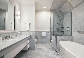 Royal Park Hotel