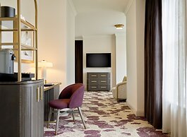 Royal Park Hotel