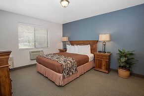 Travelodge by Wyndham Gardiner Yellowstone Park North