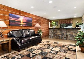 Travelodge by Wyndham Gardiner Yellowstone Park North