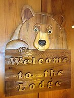 Rocky Mountain Lodge