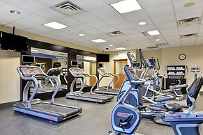 Hampton Inn & Suites Newark-Harrison-Riverwalk