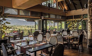 Anantara Golden Triangle Elephant Camp & Resort