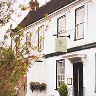 Warren Lodge Hotel