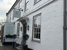 Warren Lodge Hotel