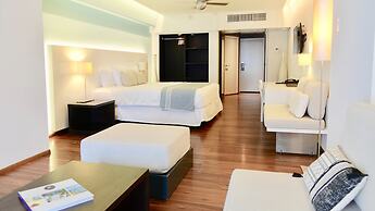 Holland House Beach Hotel