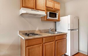 Extended Stay America Select Suites - Wichita - North