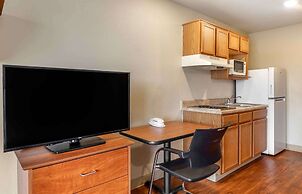 Extended Stay America Select Suites - Wichita - North