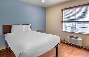 Extended Stay America Select Suites - Wichita - North