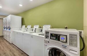 Extended Stay America Select Suites - Wichita - North