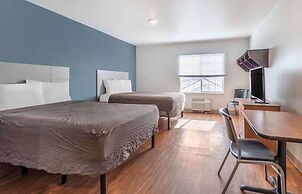 Extended Stay America Select Suites - Wichita - South