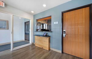 Extended Stay America Select Suites - Wichita - South