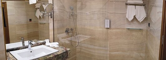 Golden Tulip Varna