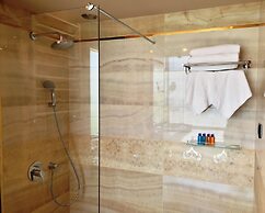 Golden Tulip Varna