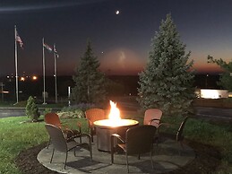 Pinemark Inn & Suites