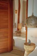 Casa Las Tortugas Petit Beach Hotel & Spa