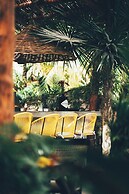 Casa Las Tortugas Petit Beach Hotel & Spa