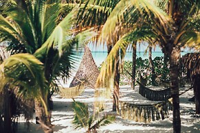 Casa Las Tortugas Petit Beach Hotel & Spa