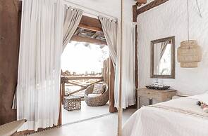 Casa Las Tortugas Petit Beach Hotel & Spa