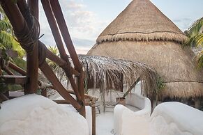 Casa Las Tortugas Petit Beach Hotel & Spa