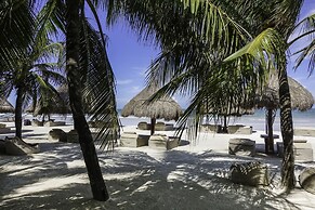 Casa Las Tortugas Petit Beach Hotel & Spa