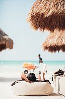 Casa Las Tortugas Petit Beach Hotel & Spa