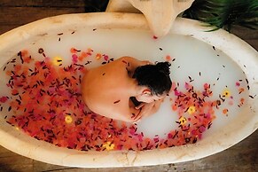 Casa Las Tortugas Petit Beach Hotel & Spa