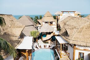 Casa Las Tortugas Petit Beach Hotel & Spa