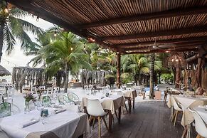 Casa Las Tortugas Petit Beach Hotel & Spa