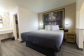 Super 8 by Wyndham Jasper TX