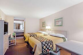 Super 8 by Wyndham Jasper TX