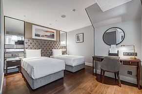 Chekhoff Hotel Moscow Curio Collection by Hilton