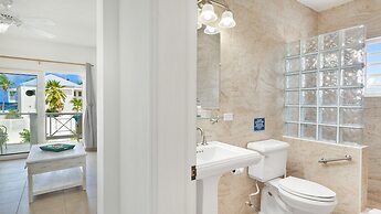Shoal Bay Villas