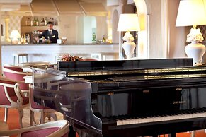 Grand Hotel Smeraldo Beach