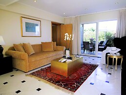 Out Of The Blue All Inclusive Resort & Spa