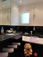 Out Of The Blue All Inclusive Resort & Spa