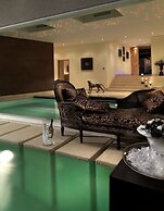 Out Of The Blue All Inclusive Resort & Spa