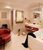 Out Of The Blue All Inclusive Resort & Spa