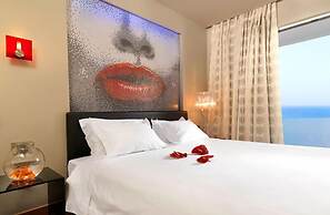 Out Of The Blue All Inclusive Resort & Spa